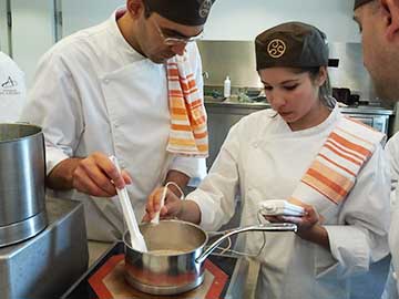 Learn to make the best Belgian Chocolates